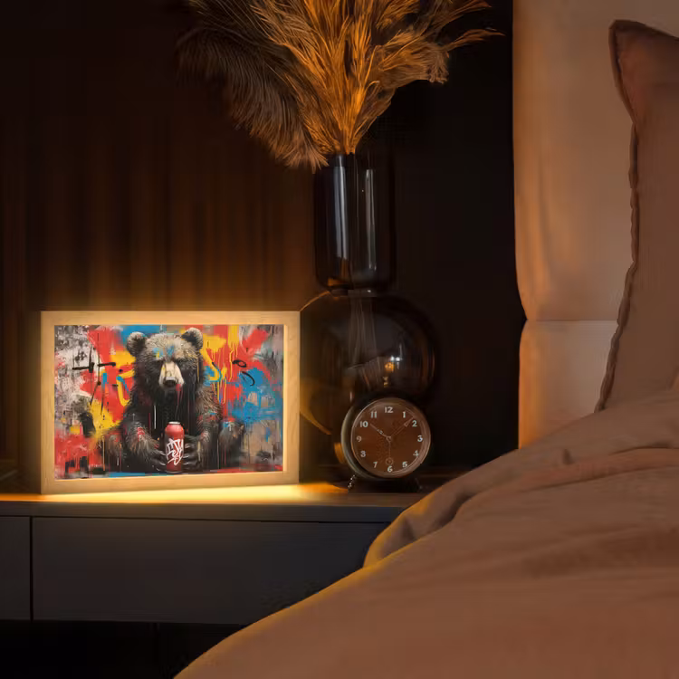 Graffiti - Beer - Dier - Muur - Street art Light Box met kabel (Tafellamp) klein -sfeer1