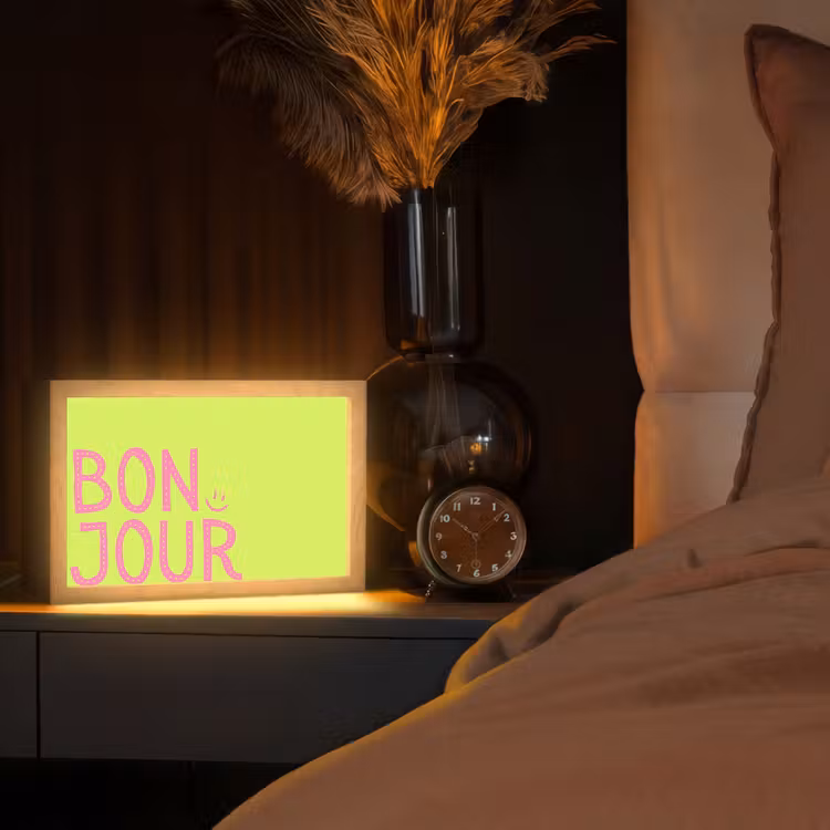 Groen - Smiley - Bonjour - Roze Light Box met kabel (Tafellamp) klein -sfeer1