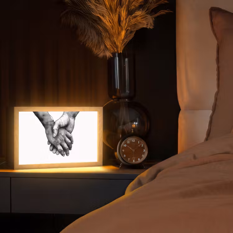 Handen - Zwart wit - Modern - Kunst Light Box met kabel (Tafellamp) klein -sfeer1