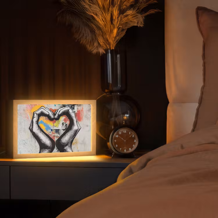 Handen - Hart - Street art - Graffiti Light Box met kabel (Tafellamp) klein -sfeer1