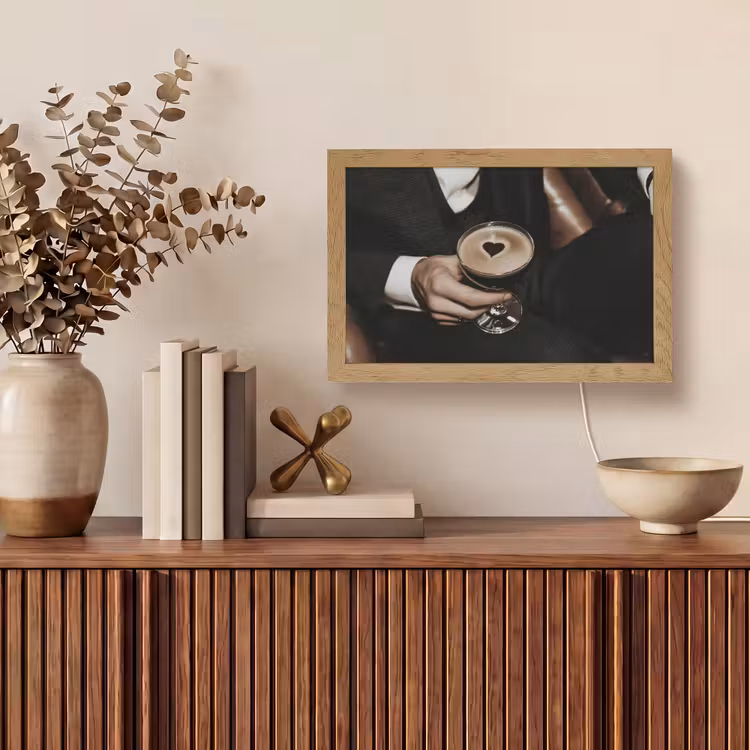Hartje - Cocktail - Espresso Martini - Hand Light Box met kabel (Tafellamp) klein -sfeer2