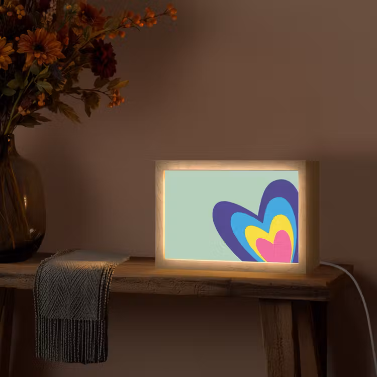 Hartjes - Kleurrijk - Valentijn Light Box met kabel (Tafellamp) klein -sfeer4