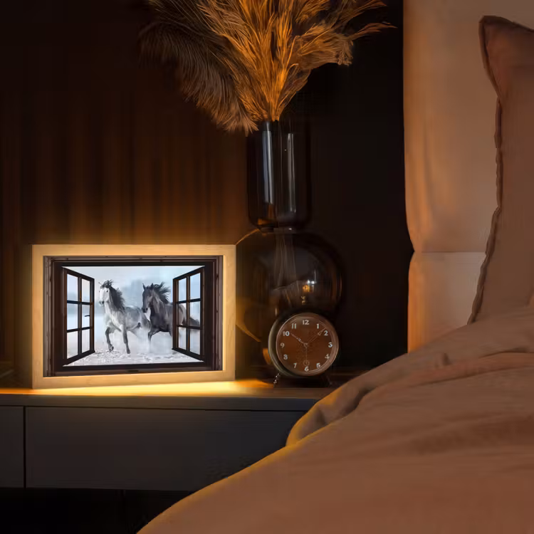 Paarden - Winter - Dieren - Natuur - Doorkijk Light Box met kabel (Tafellamp) klein -sfeer1