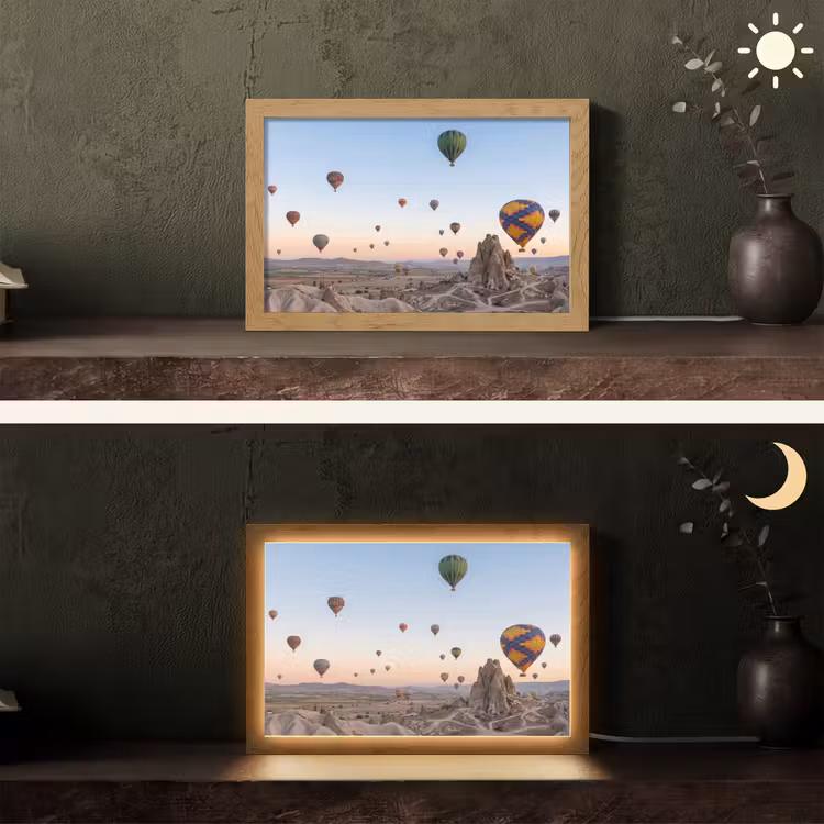Luchtballonnen - Rotsen - Zonsopgang Light Box met kabel (Tafellamp) klein -sfeer3