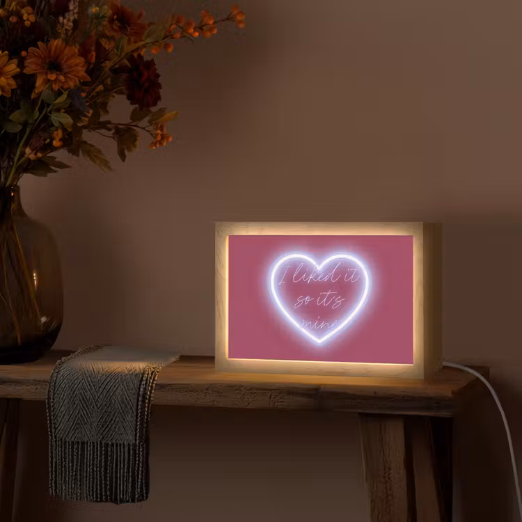 I liked it so it's mine - Neon hart - Roze Light Box met kabel (Tafellamp) klein -sfeer4