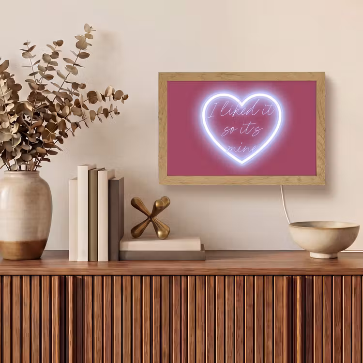 I liked it so it's mine - Neon hart - Roze Light Box met kabel (Tafellamp) klein -sfeer2