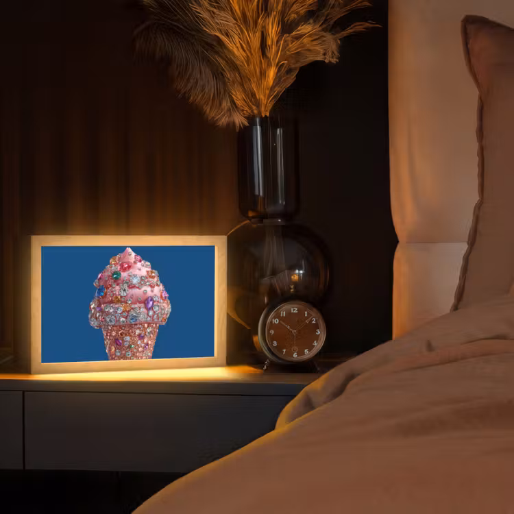 Ijsje - Hoorntje - Steentjes - Blauw Light Box met kabel (Tafellamp) klein -sfeer1
