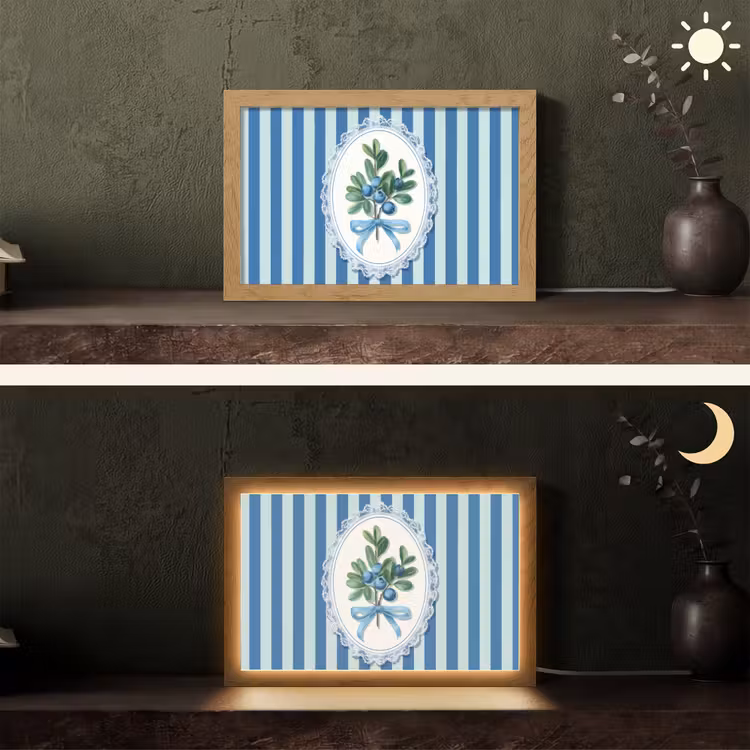 Illustratie - Bessen - Blauw - Strepen Light Box met kabel (Tafellamp) klein -sfeer3
