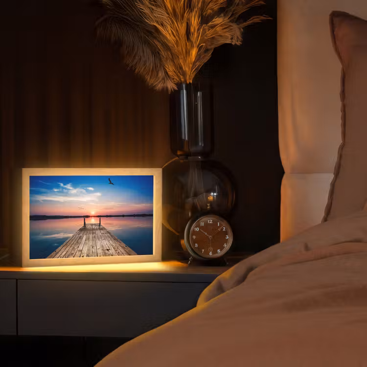 Steiger - Water - Zonsondergang - Roze - Horizon Light Box met kabel (Tafellamp) klein -sfeer1