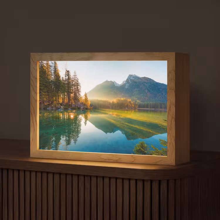 Meer - Bos - Bergen - Natuur - Zon - Landschap Light Box met kabel (Tafellamp) klein -z3d_website