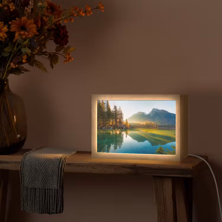 Meer - Bos - Bergen - Natuur - Zon - Landschap Light Box met kabel (Tafellamp) klein -sfeer4