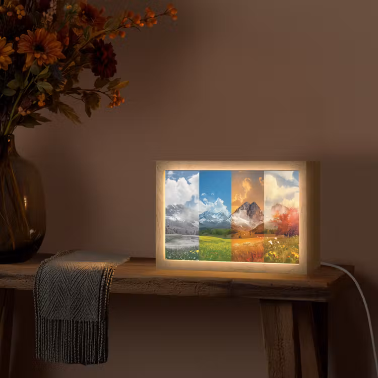 Landschap - 4 seizoenen - Natuur - Winter - Lente - Zomer - Herfst Light Box met kabel (Tafellamp) klein -sfeer4