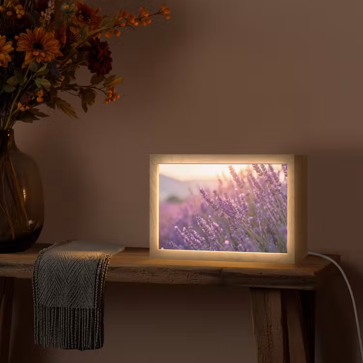 Lavendel - Paars - Zonlicht Light Box met kabel (Tafellamp) klein -sfeer4