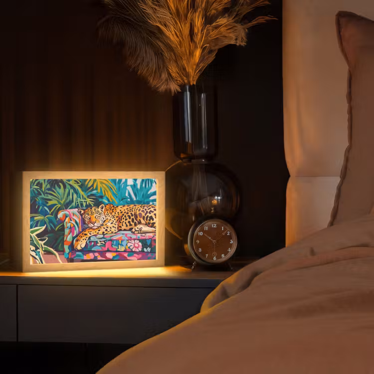 Luipaard - Kleurrijk - Tropisch Light Box met kabel (Tafellamp) klein -sfeer1