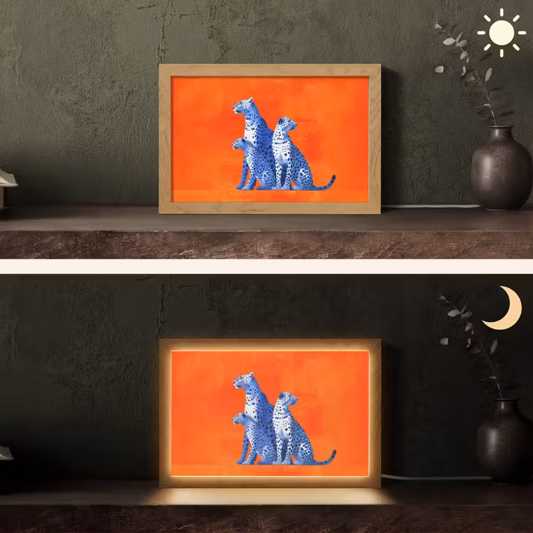 Luipaarden - Stippen - Oranje Light Box met kabel (Tafellamp) klein -sfeer3