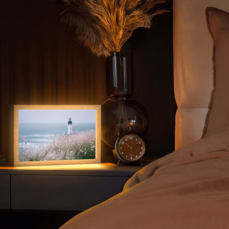 Vuurtoren - Klif - Zee - Bloemen Light Box met kabel (Tafellamp) klein -sfeer1
