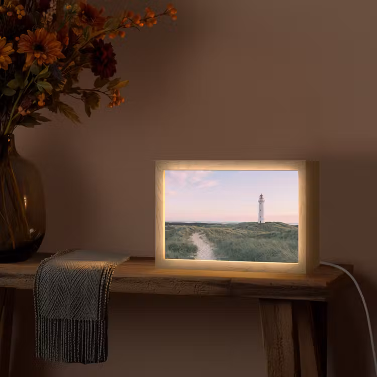 Vuurtoren - Duinlandschap - Zee Light Box met kabel (Tafellamp) klein -sfeer4