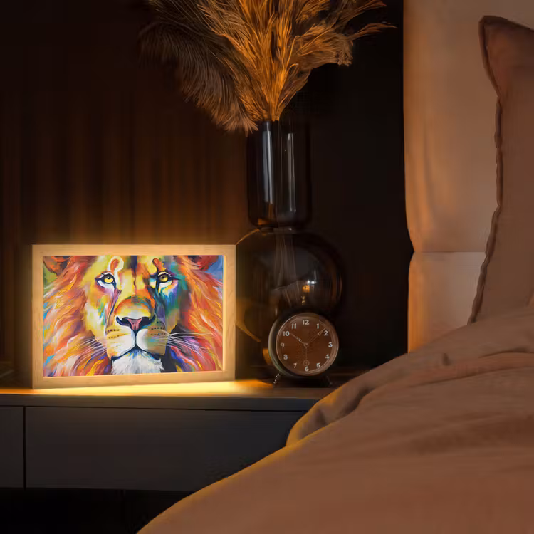 Leeuw - Olieverf - Kunst - Dieren Light Box met kabel (Tafellamp) klein -sfeer1