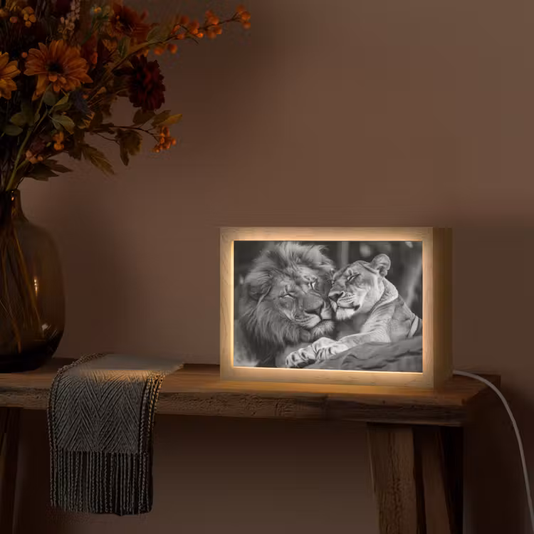 Leeuwen - Dieren - Zwart - Wit - Leeuw Light Box met kabel (Tafellamp) klein -sfeer4