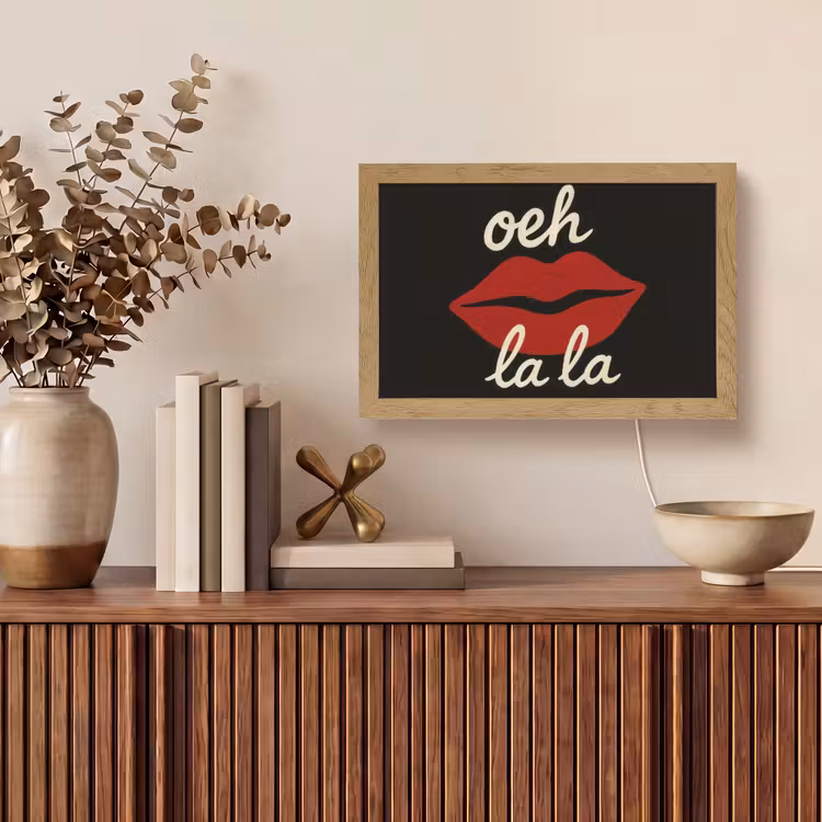 Lip - Rood - Quote Light Box met kabel (Tafellamp) klein -sfeer2