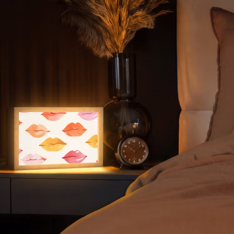 Lippen - Kleurrijk - Glanzend Light Box met kabel (Tafellamp) klein -sfeer1