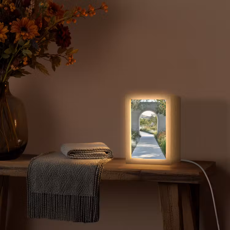 Doorkijk - Pad - Beton - Landschap Light Box met kabel (Tafellamp) klein -sfeer4