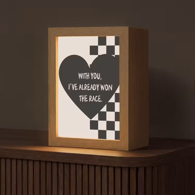 Liefde - Beige - Race Light Box met kabel (Tafellamp) klein -z3d_website