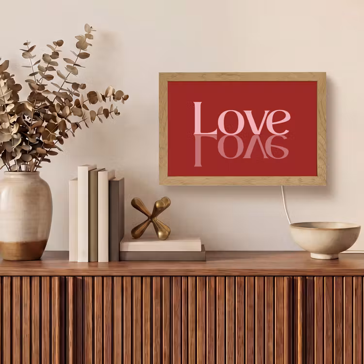 Love - Spiegeling - Rood Light Box met kabel (Tafellamp) klein -sfeer2