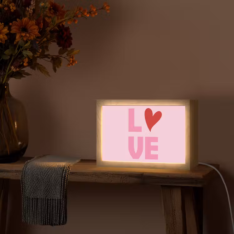 Love - Roze - Hart - Valentijn Light Box met kabel (Tafellamp) klein -sfeer4