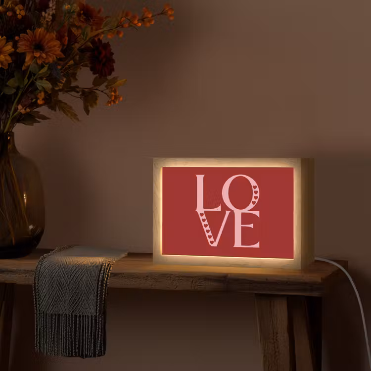 Love - Rood - Hatjes Light Box met kabel (Tafellamp) klein -sfeer4