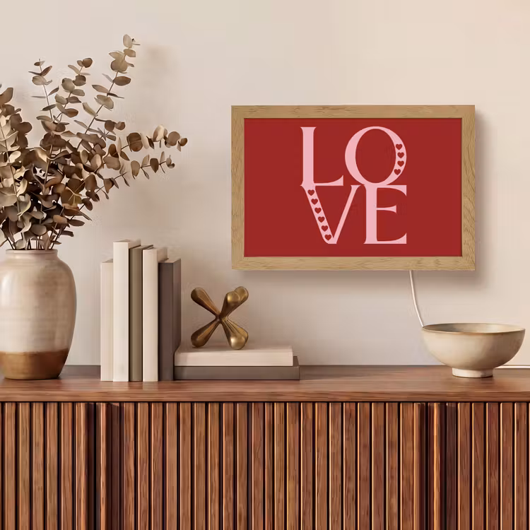Love - Rood - Hatjes Light Box met kabel (Tafellamp) klein -sfeer2
