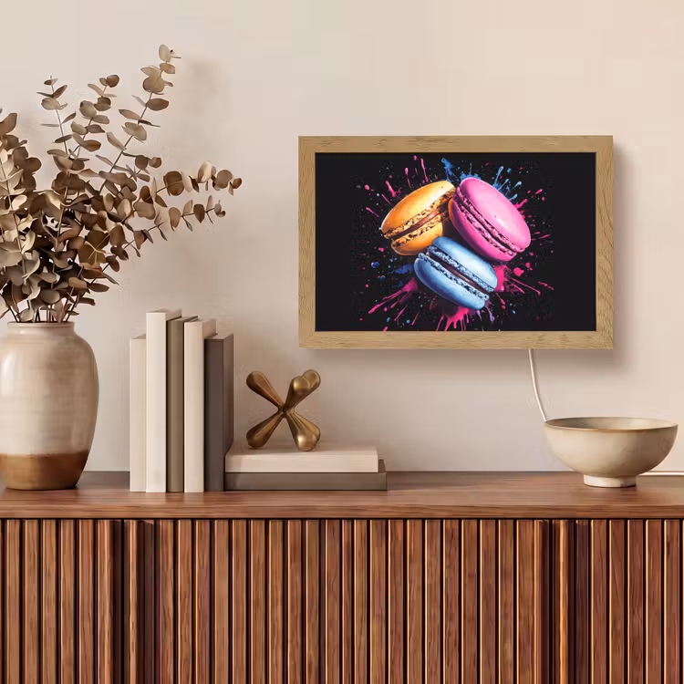 Macarons - Dessert - Graffiti - Kleurrijk - Roze - Blauw - Geel Light Box met kabel (Tafellamp) klein -sfeer2