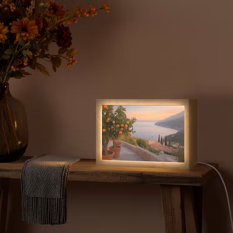 Middelandse zee - Sinaasappel - Heuvels - Zee Light Box met kabel (Tafellamp) klein -sfeer4