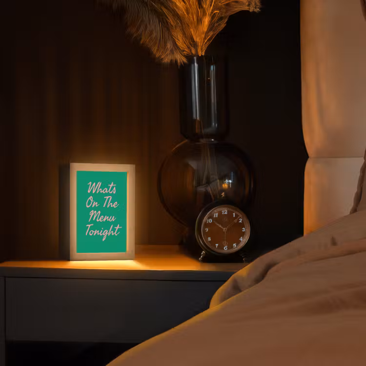 Menu - Quote - Roze Light Box met kabel (Tafellamp) klein -sfeer1
