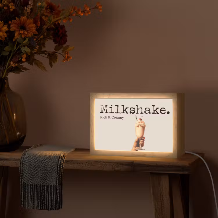 Milkshake - Kers - Rietje Light Box met kabel (Tafellamp) klein -sfeer4