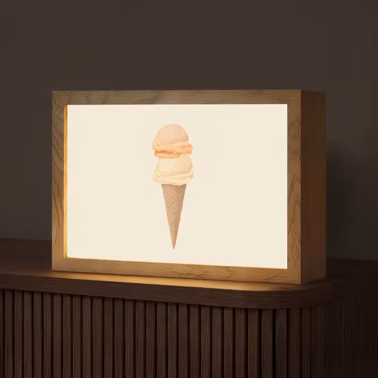 Minimalistisch - Schepijs - Hoorntje - Beige Light Box met kabel (Tafellamp) klein -z3d_website