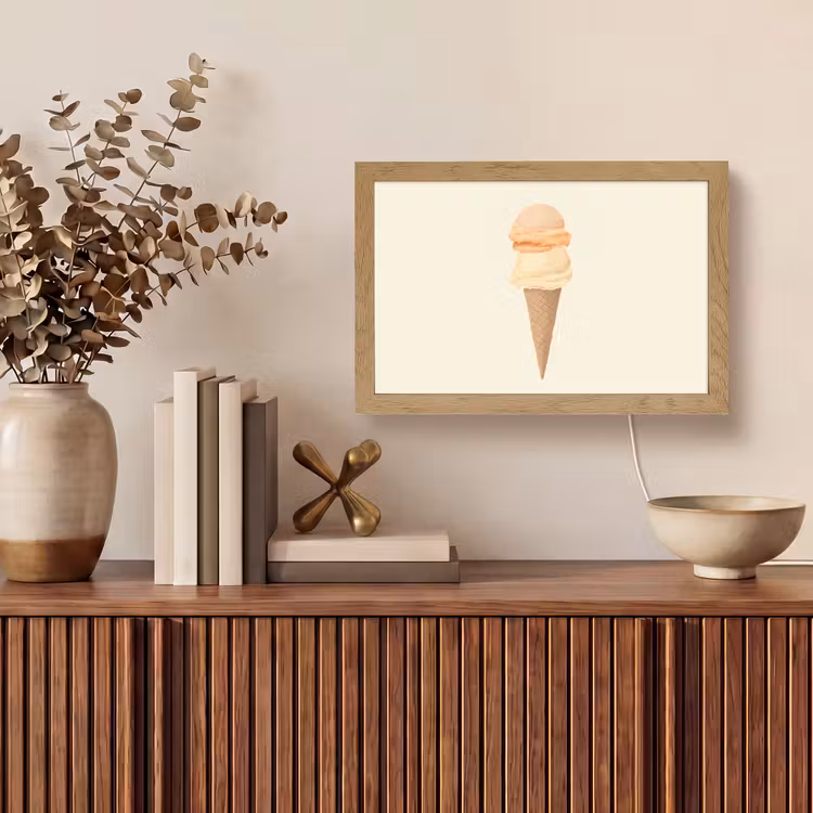Minimalistisch - Schepijs - Hoorntje - Beige Light Box met kabel (Tafellamp) klein -sfeer2
