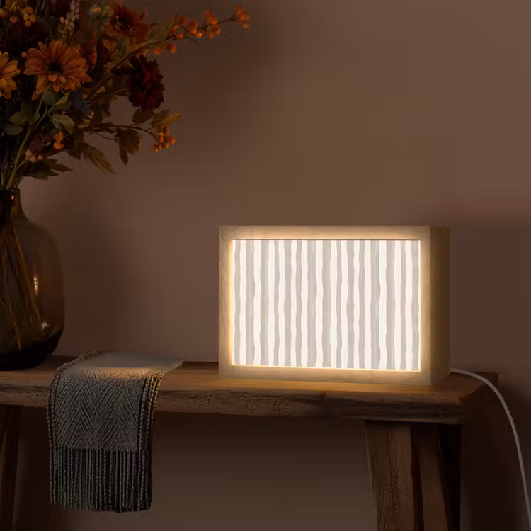 Minimalistisch - Strepen - Beige Light Box met kabel (Tafellamp) klein 924 -sfeer4