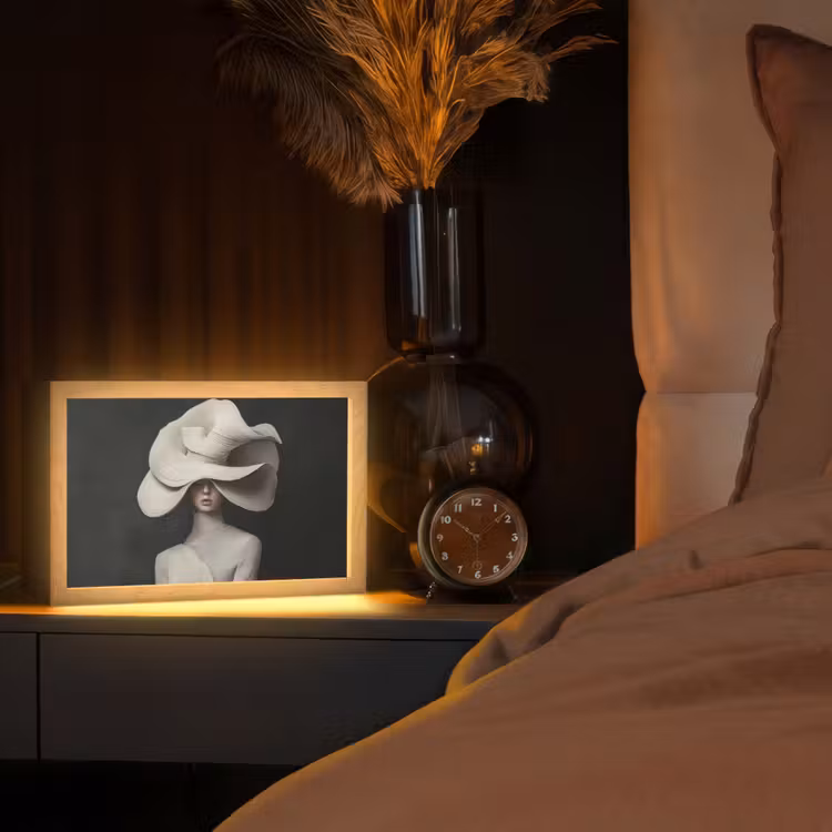 Modern - Vrouw - Hoed Light Box met kabel (Tafellamp) klein -sfeer1
