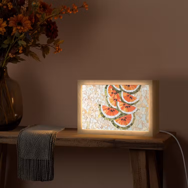 Mozaïek - Watermeloen - Rood - Pitten Light Box met kabel (Tafellamp) klein -sfeer4