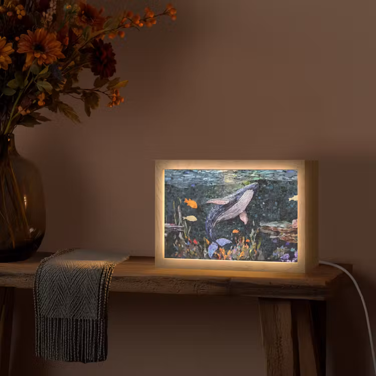 Mozaïek - Walvis - Koraal - Water Light Box met kabel (Tafellamp) klein -sfeer4
