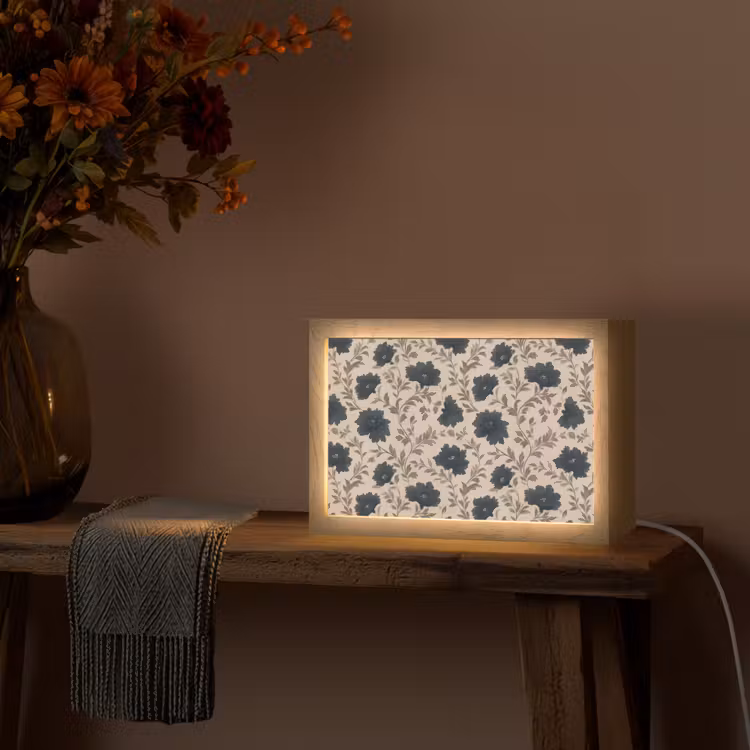 Motief - Bloemen - Zwart - Beige Light Box met kabel (Tafellamp) klein 924 -sfeer4