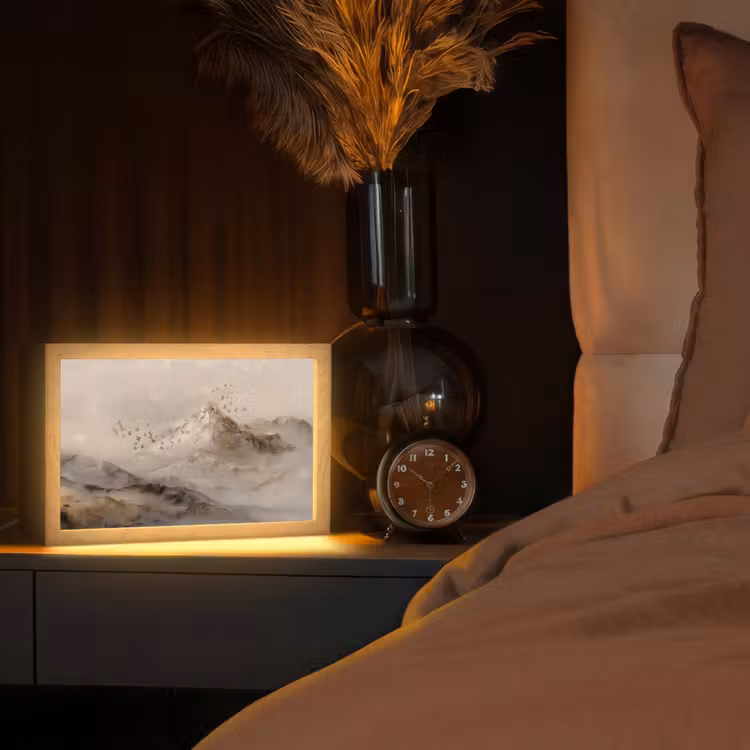 Berglandschap - Mist - Penseelstreken Light Box met kabel (Tafellamp) klein -sfeer1
