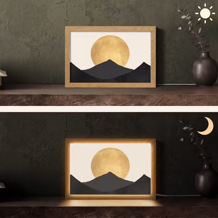 Bergsilhouetten - Gouden cirkel - Beige Light Box met kabel (Tafellamp) klein -sfeer3
