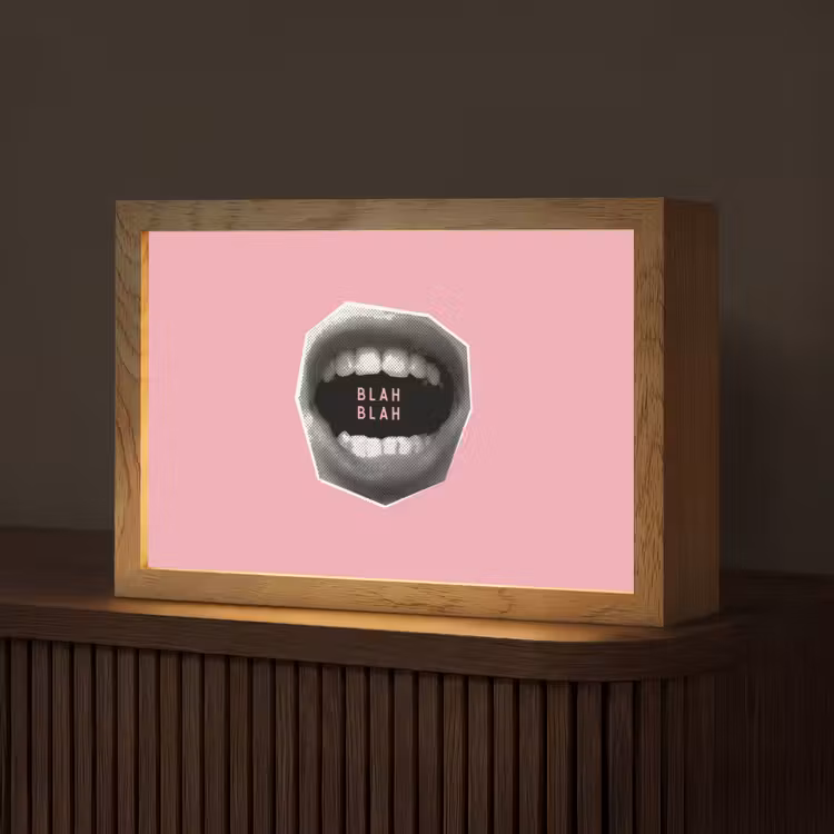 Mond - BLAH BLAH - Roze Light Box met kabel (Tafellamp) klein -z3d_website