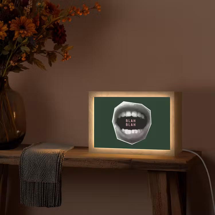 Mond - Groen - Illustratie - BLAH BLAH Light Box met kabel (Tafellamp) klein -sfeer4