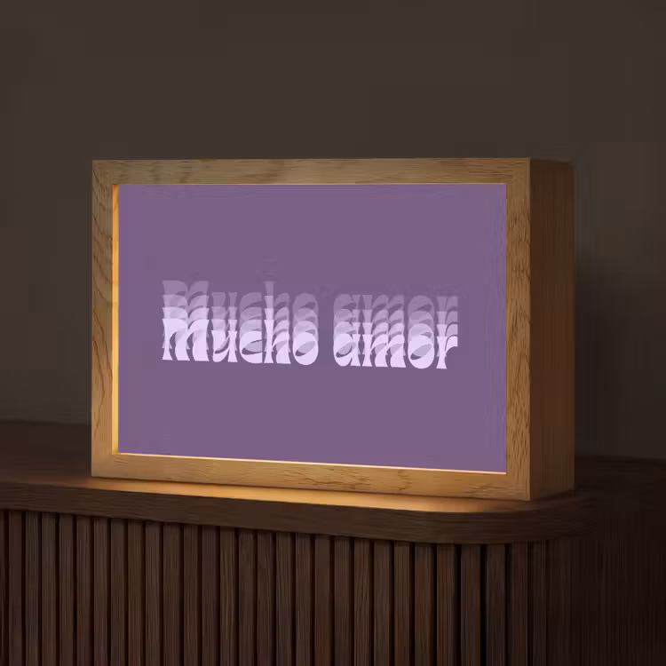 Mucho amor - Paars - Grafisch Light Box met kabel (Tafellamp) klein -z3d_website
