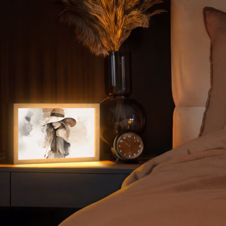 Mysterieus - Vrouw - Sepia Light Box met kabel (Tafellamp) klein -sfeer1