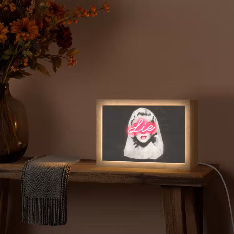 Neon - Letters - Vintage - Vrouw Light Box met kabel (Tafellamp) klein -sfeer4