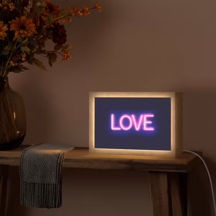 Neon - Love - Valentijn Light Box met kabel (Tafellamp) klein -sfeer4